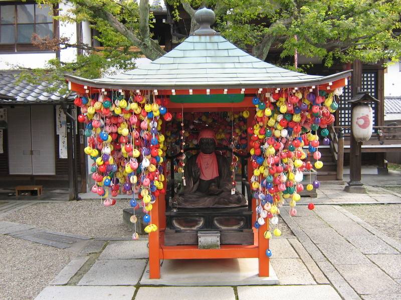 Near Kiyomizu Temple, back streets, Kyoto