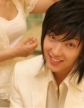 Number 3.  Lee Jun-ki (actor)